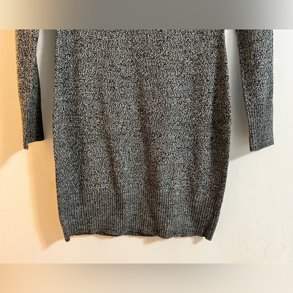 Iz Byer - Heather Grey Bodycon Lace-Up Sweater Dress (NWOT) - Medium - Picture 4 of 7